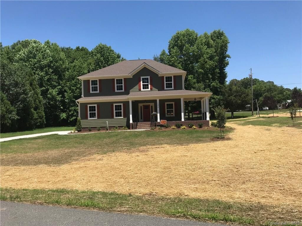 Property Photo: 1396 Timberlane Terrace 14 NC 28115