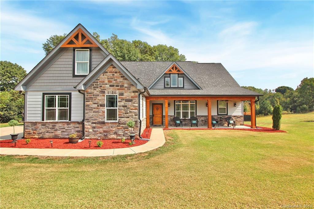 Property Photo:  224 Scottish Highland Road  SC 29710 