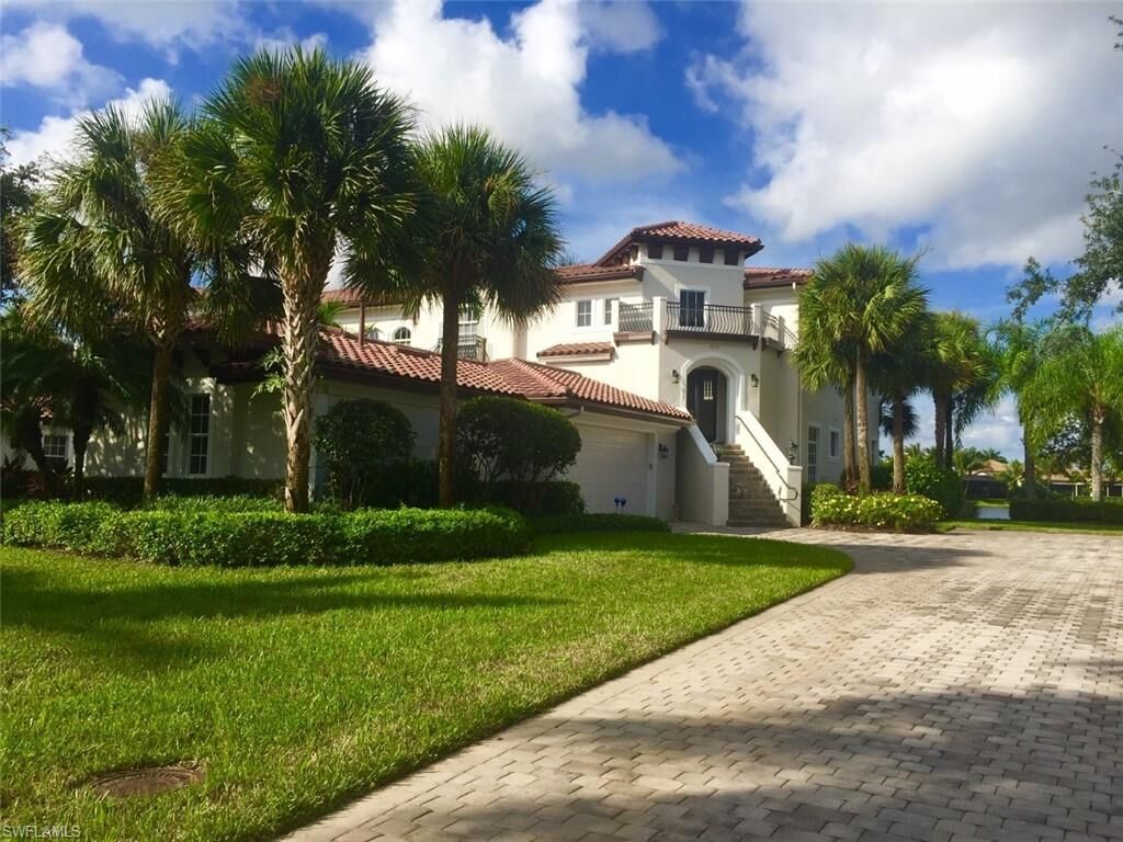 Property Photo:  28561 Calabria Ct 202  FL 34110 