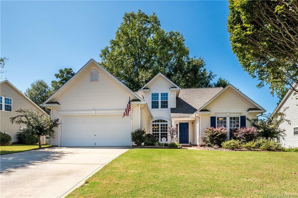 Property Photo:  13612 Edgetree Drive  NC 28134 