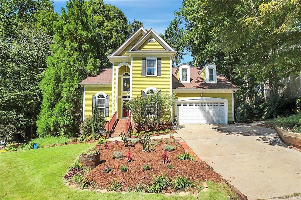 Property Photo: 7814 Forest Oaks Lane NC 28173