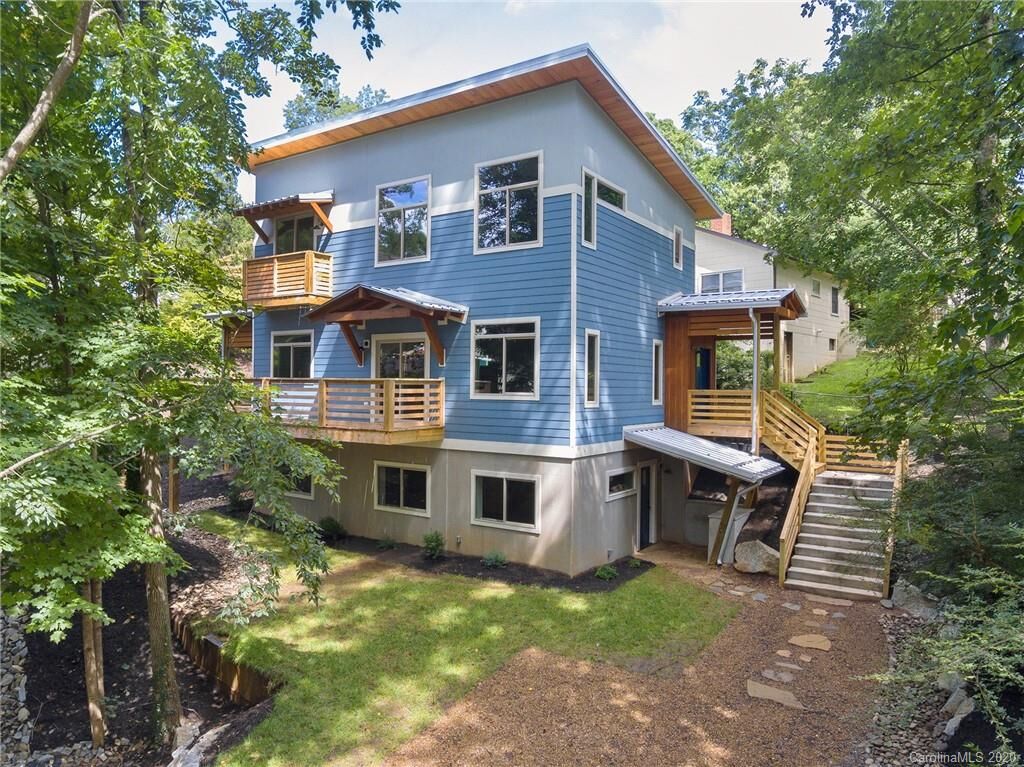 Property Photo:  28 Westchester Drive  NC 28803 