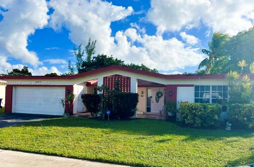 Property Photo:  7900 NW 20th Ct  FL 33322 