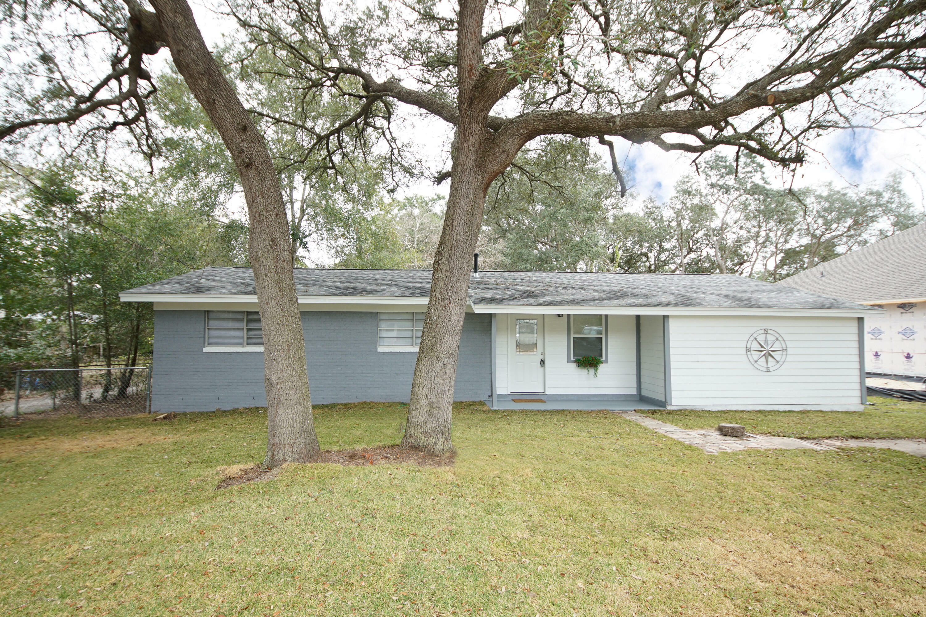 Property Photo:  284 Montana Avenue  FL 32580 