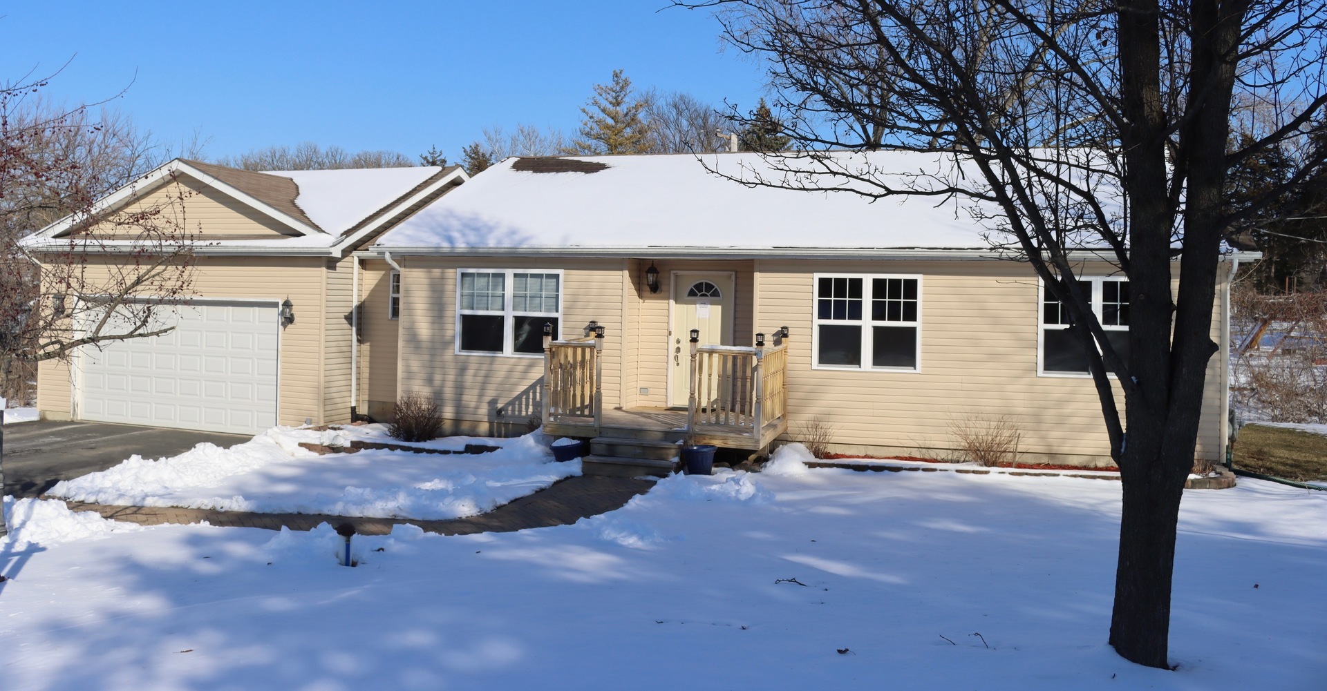 Property Photo: 40177 N Darrow Drive IL 60002