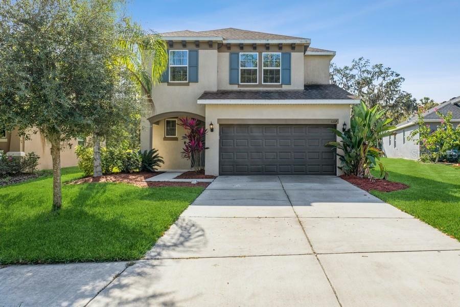 Property Photo:  6117 Oak Mill Terrace  FL 34221 