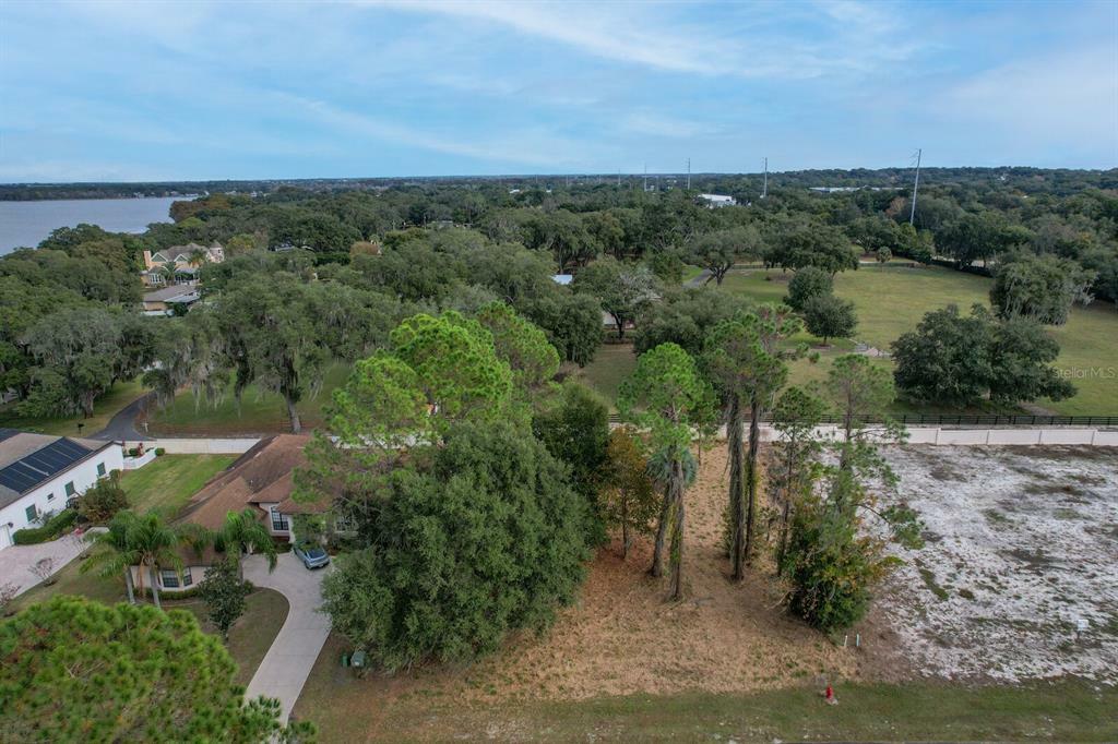 Property Photo:  801 Oaks Shores Road  FL 34748 