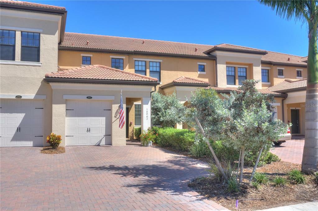 Property Photo:  10063 Crooked Creek Drive 201  FL 34293 