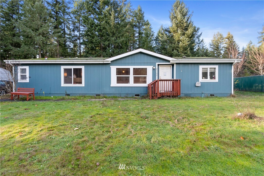 Property Photo:  21102 89th Avenue Ct E  WA 98338 