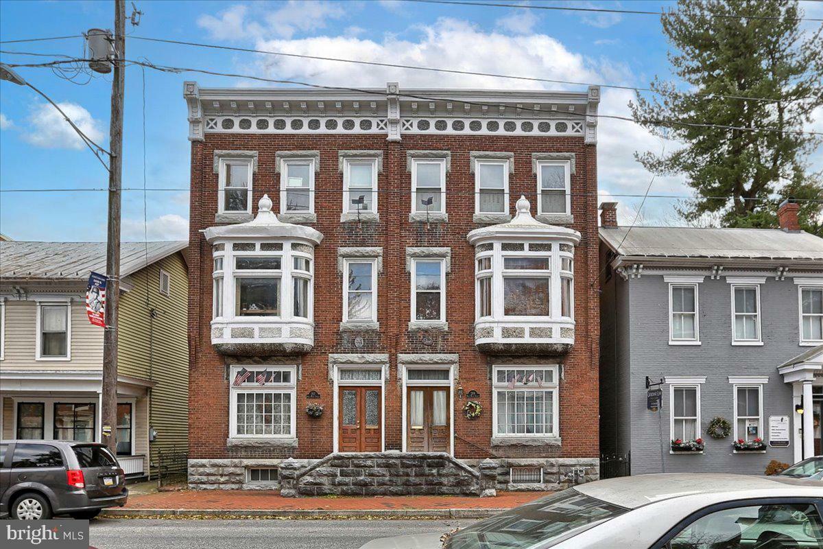 Property Photo:  219 W Main Street  PA 17055 