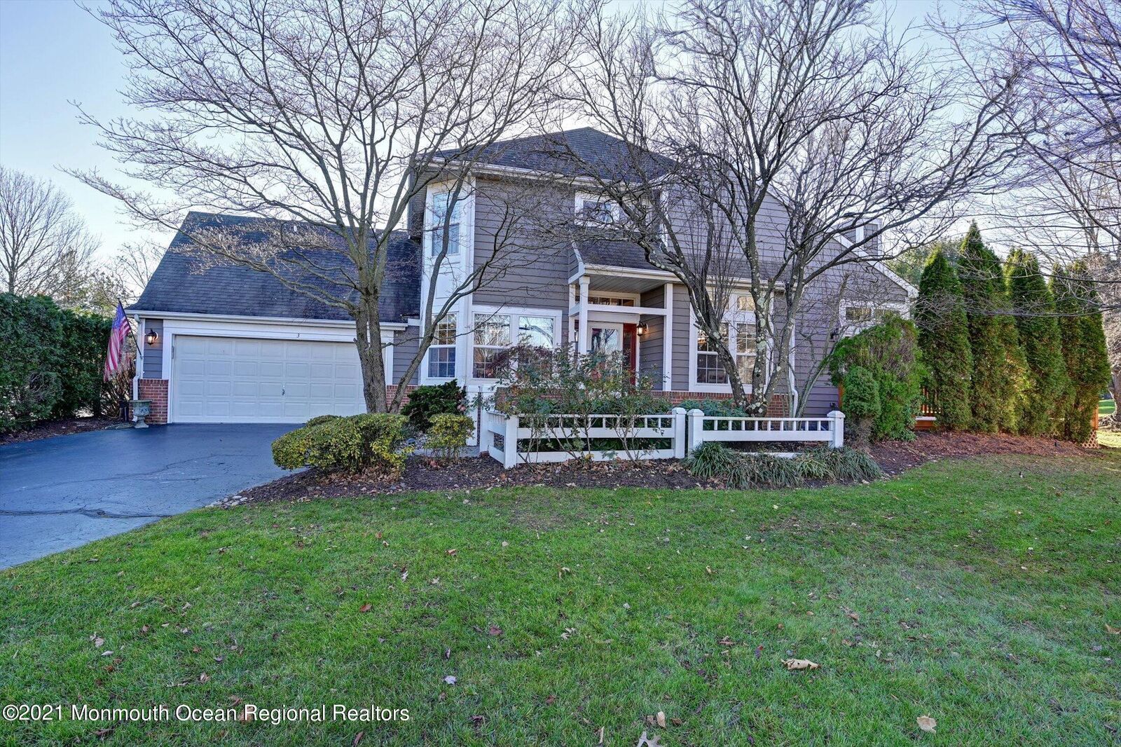 Property Photo:  3 Cypress Point Lane  NJ 08831 