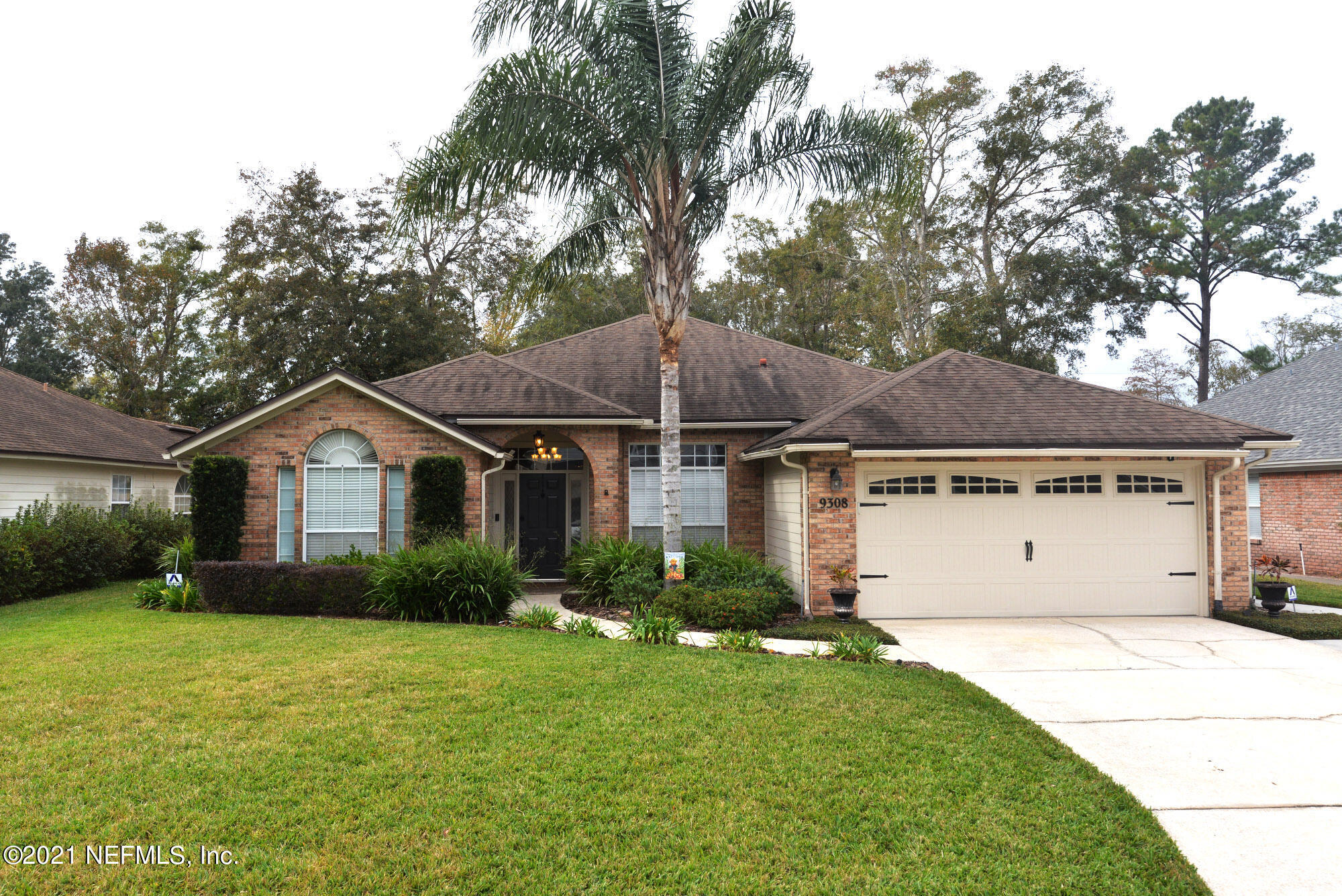 Property Photo: 9308 Wesley Cove Court FL 32257
