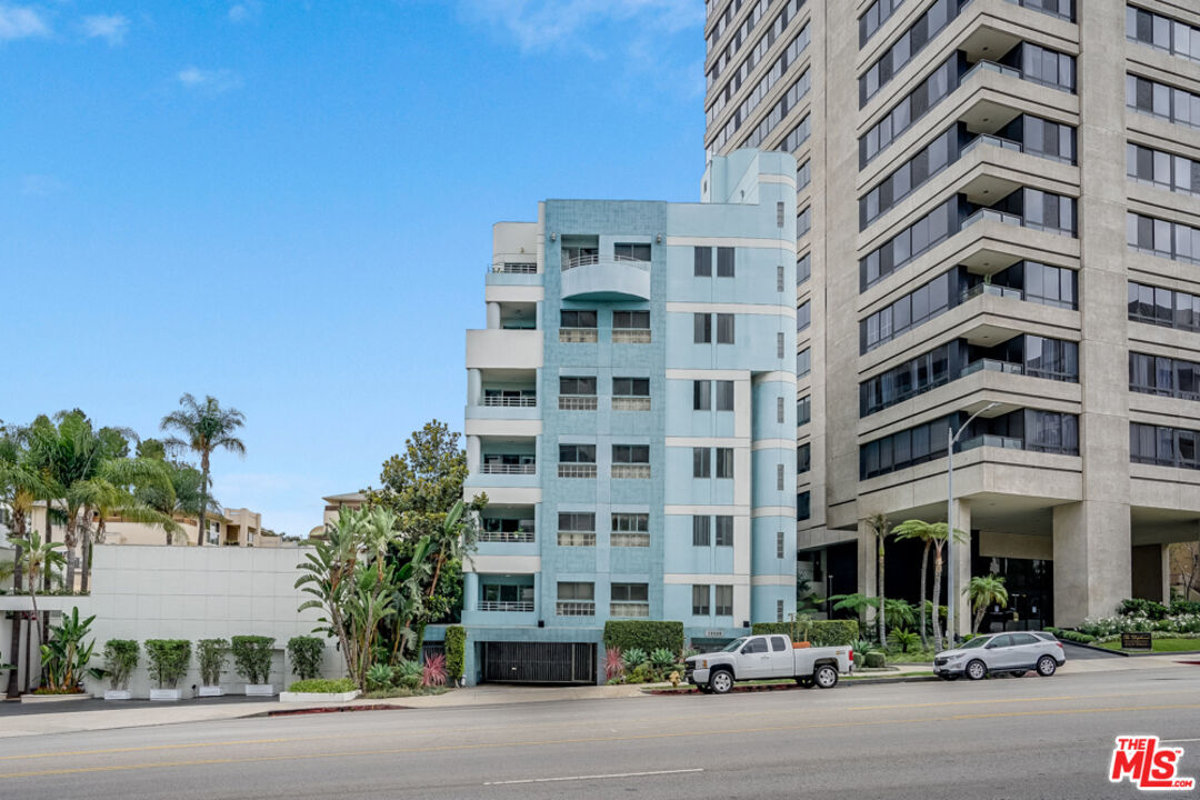 10336   Wilshire Blvd 403  Los Angeles CA 90024 photo