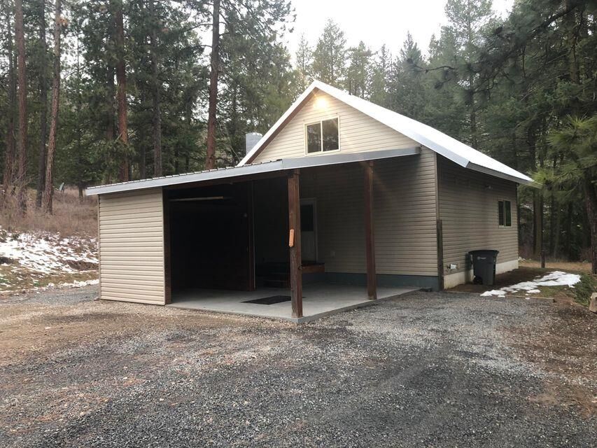 Property Photo: 1088 Cannon Way WA 99114