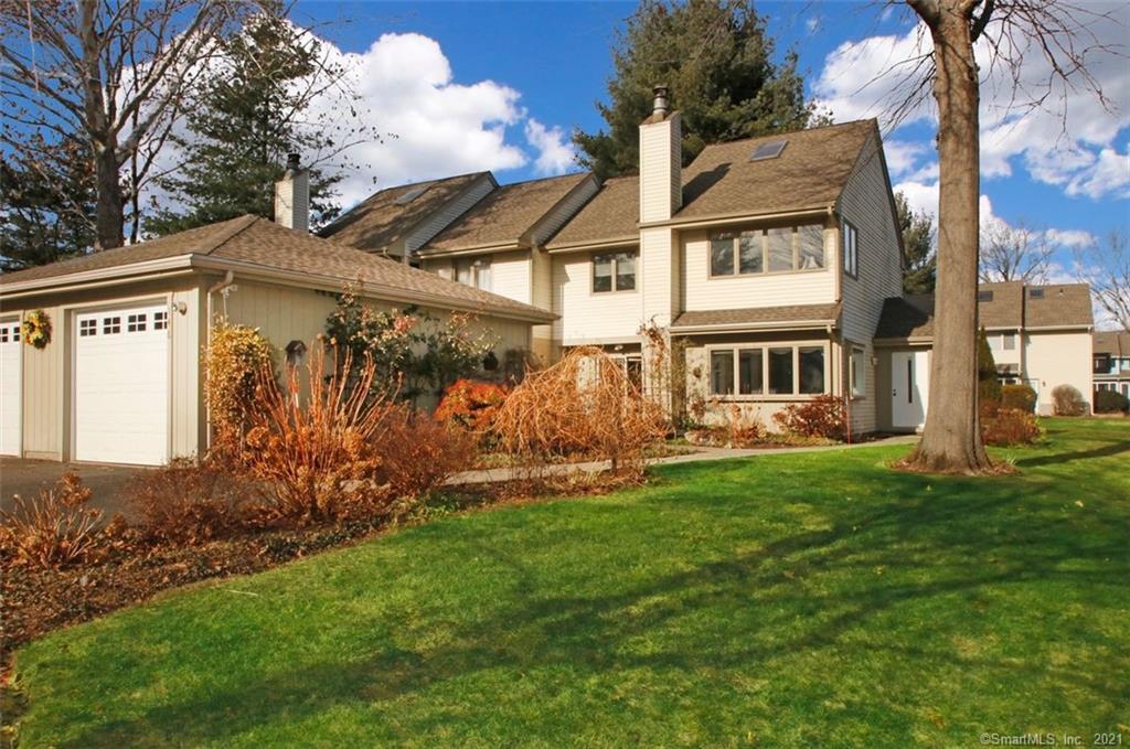 Property Photo:  146 East Grayling Lane 146  CT 06078 