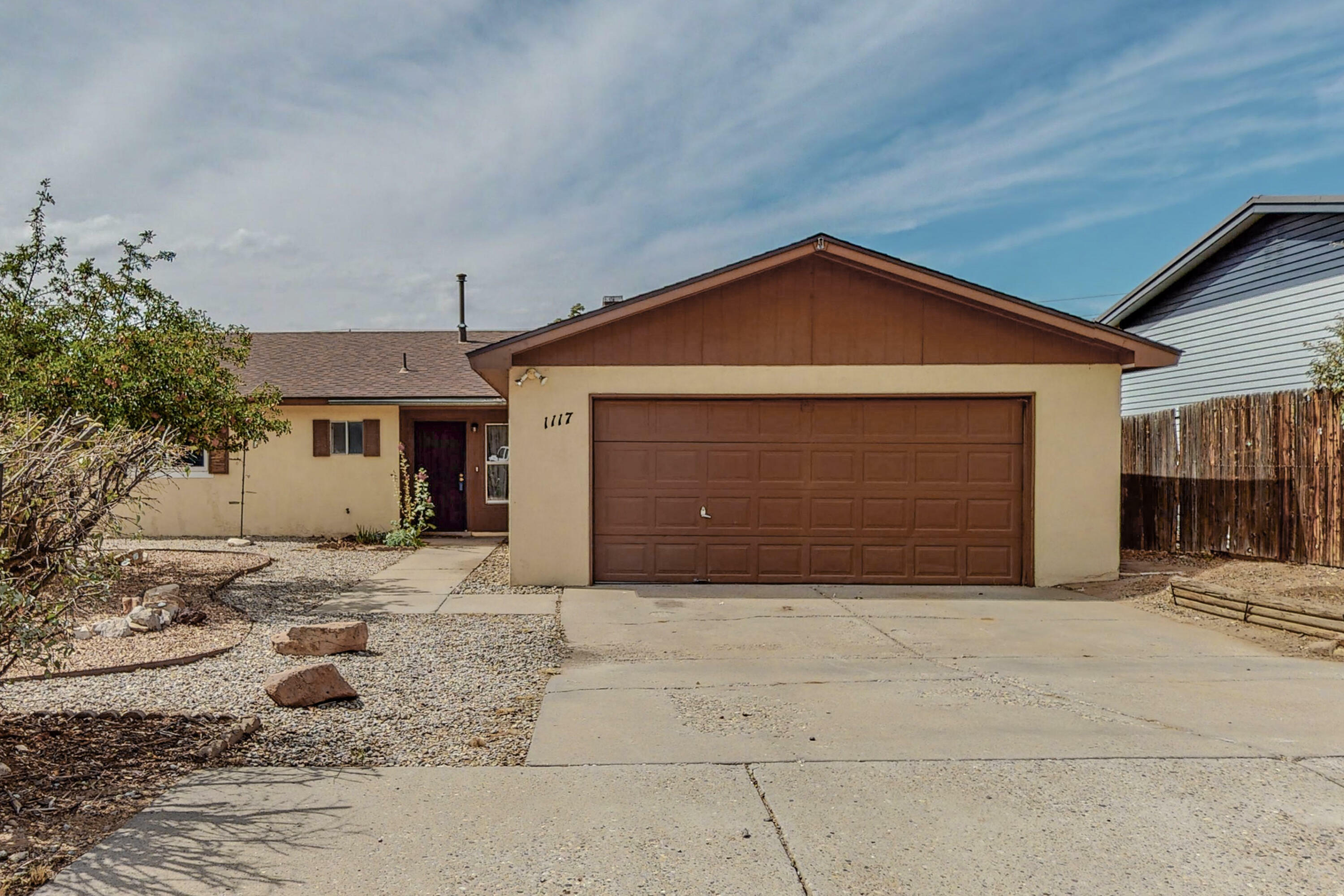 Property Photo:  1117 Georgene Drive NE  NM 87112 