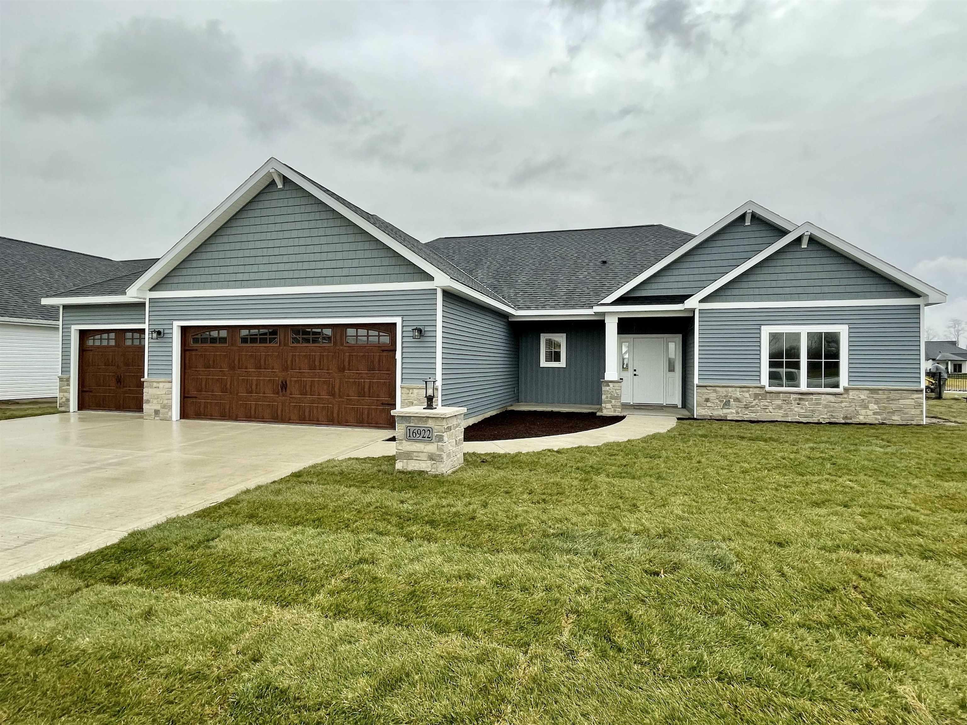 Property Photo: 16922 Gokey Boulevard IN 46748