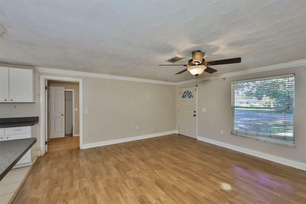 Property Photo:  2606 Hancock Street  FL 33563 