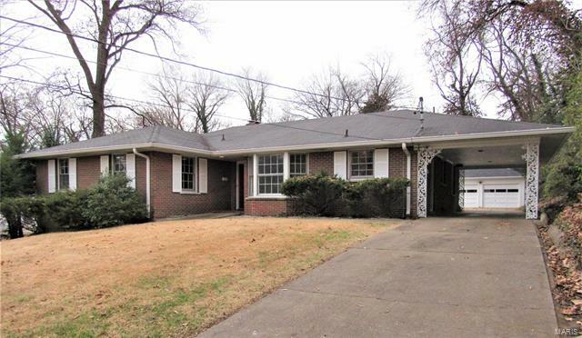 Property Photo: 2212 Edwards Street 62002
