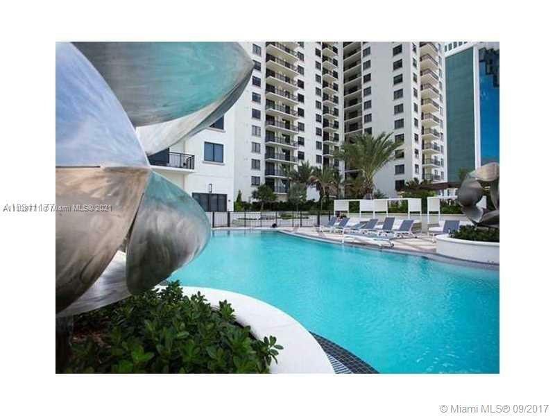 Property Photo:  999 SW 1st Ave 3106  FL 33130 