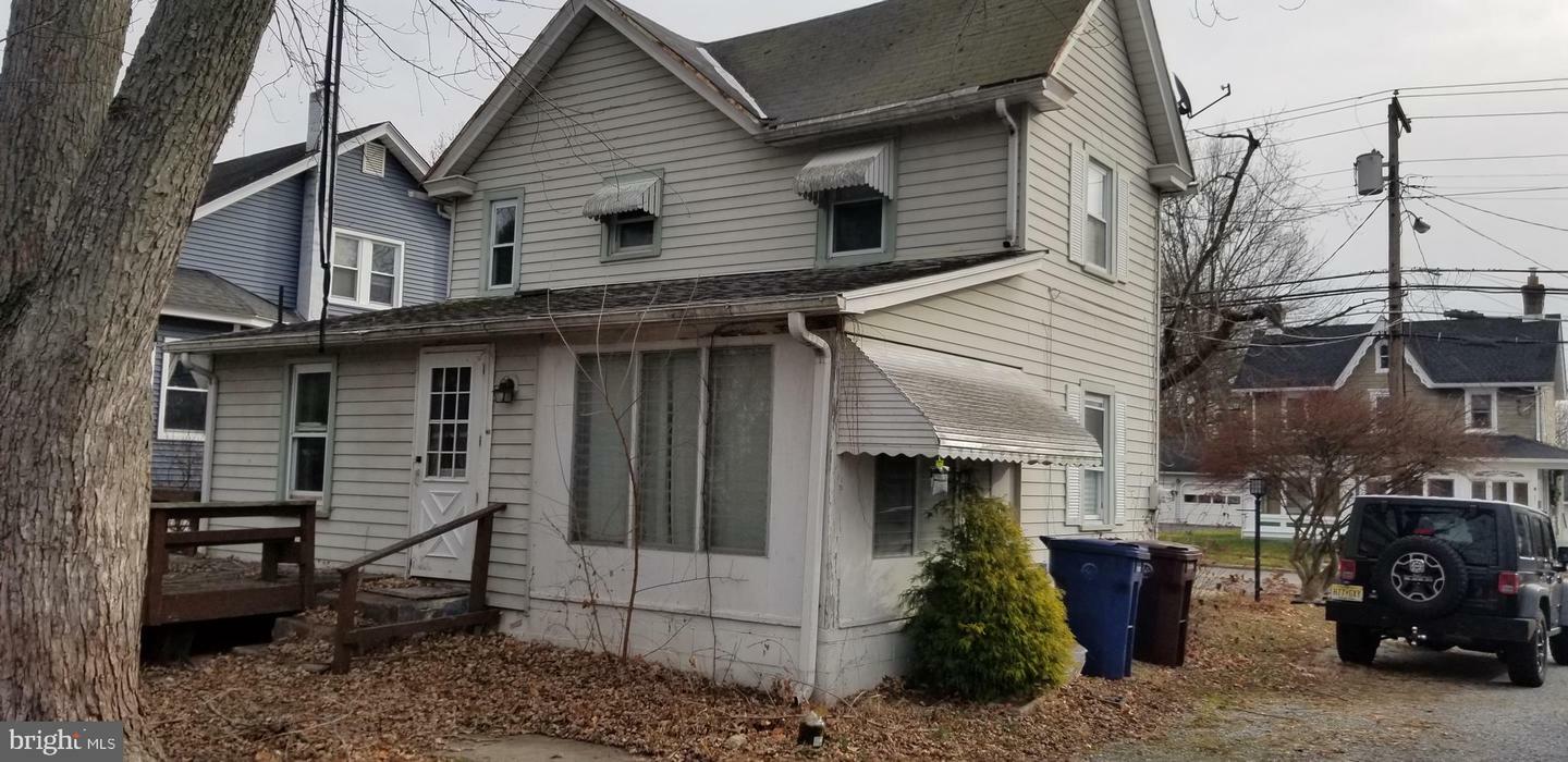 Property Photo:  318 N Main Street  NJ 08098 