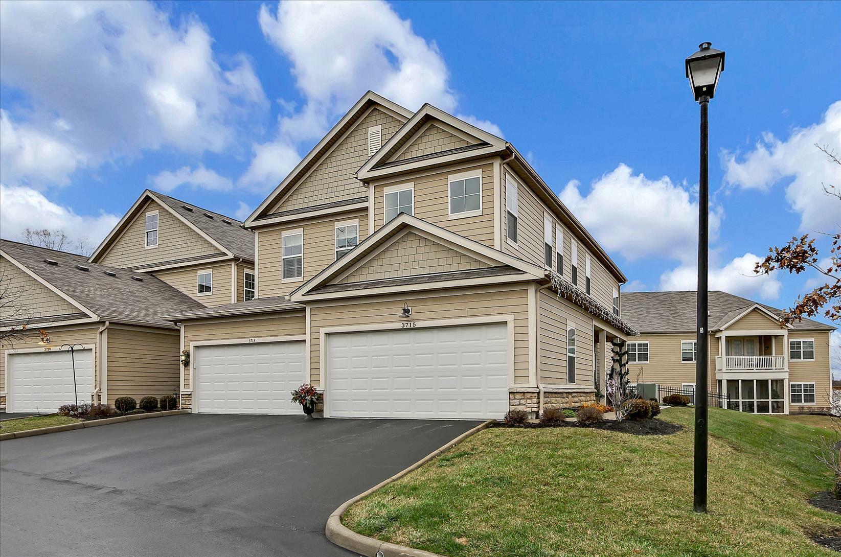 Property Photo: 3715 Birkland Circle OH 43035