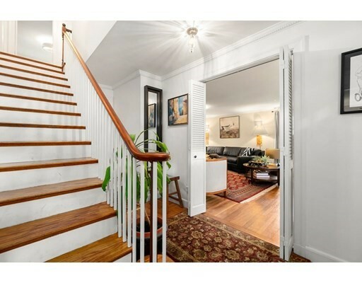 Property Photo:  18 Chatham Circle  MA 02481 