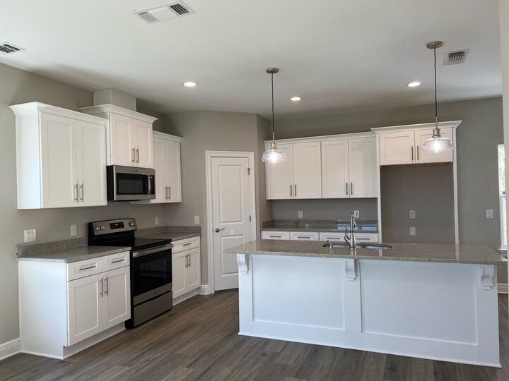 2315 Hadleigh Hills Court  Navarre FL 32566 photo