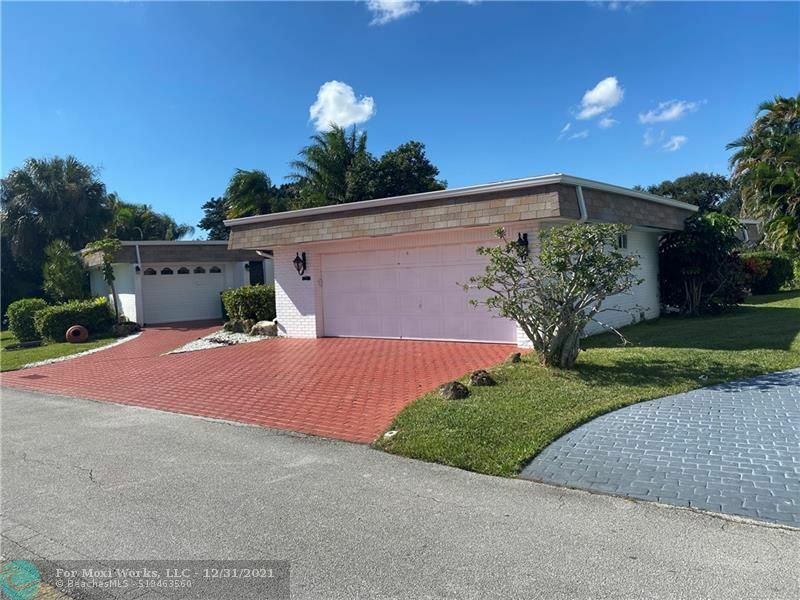 Property Photo:  5715 Coco Palm Dr  FL 33319 