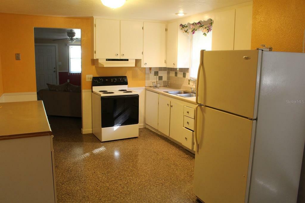Property Photo: 8414 N Rome Avenue FL 33604