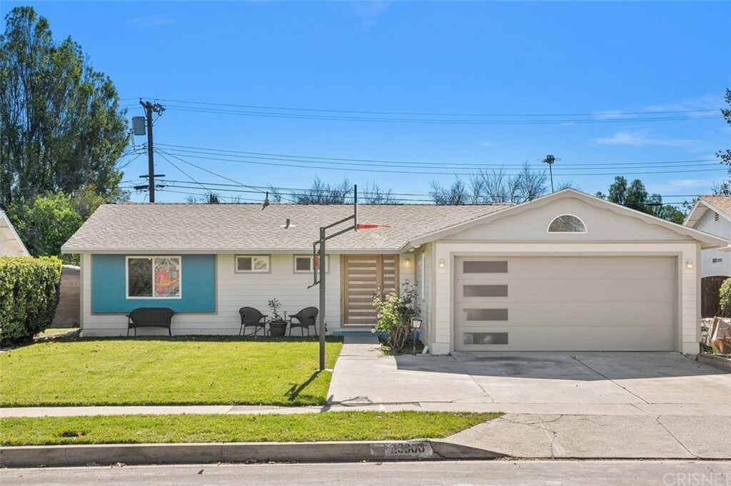 Property Photo:  23906 Haynes Street  CA 91307 