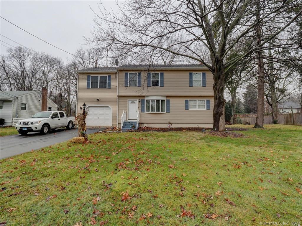 Property Photo: 115 Rockledge Drive CT 06492