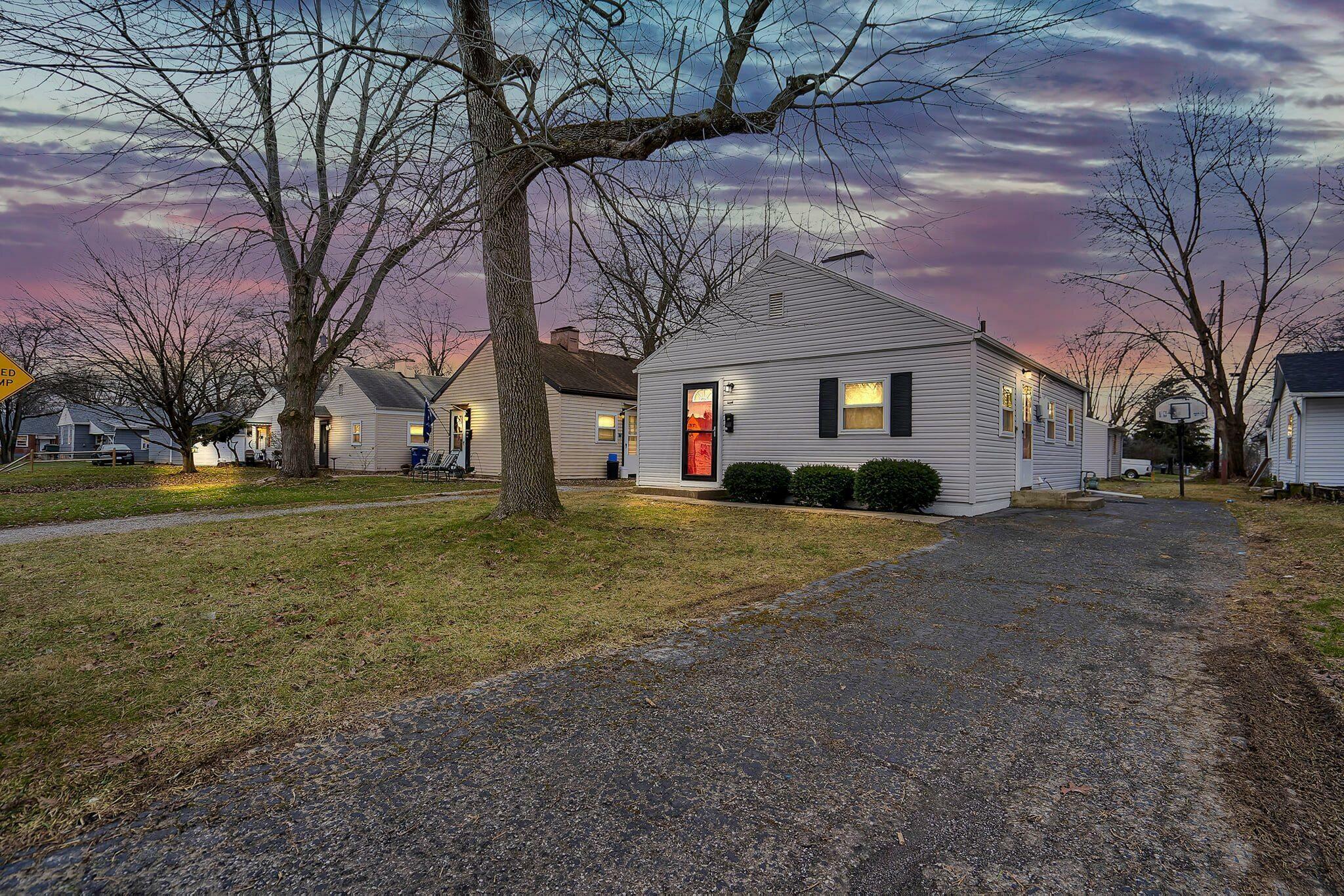 Property Photo: 2915 Pontiac Street OH 43224