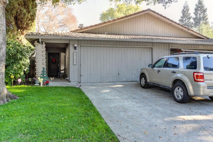 5614 16 Passero Way  Stockton CA 95207 photo