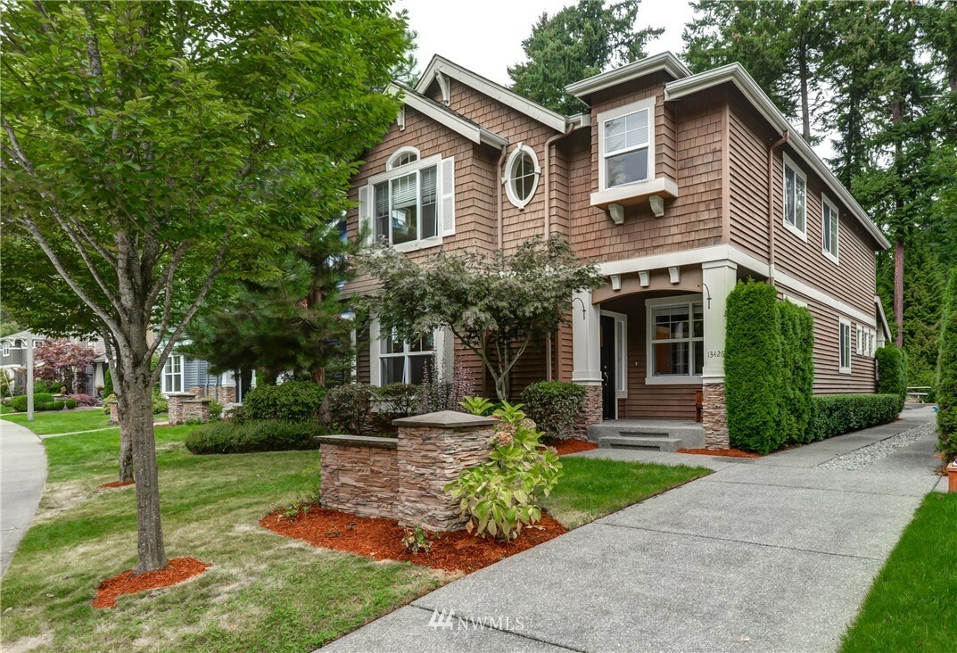 Property Photo:  13426 NE 97th Street  WA 98052 