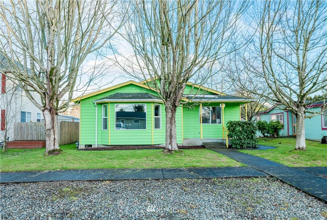 Property Photo:  1224 Garfield Avenue  WA 98230 