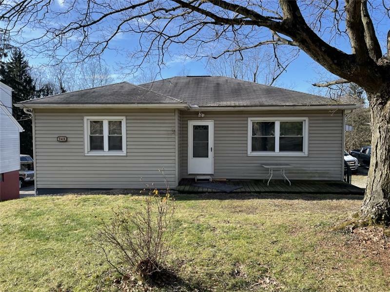 Property Photo: 249 Hazel Kirk Rd PA 15063