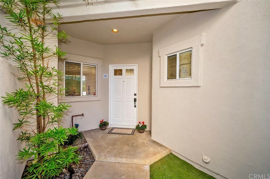 Property Photo:  93 Fleurance Street  CA 92677 