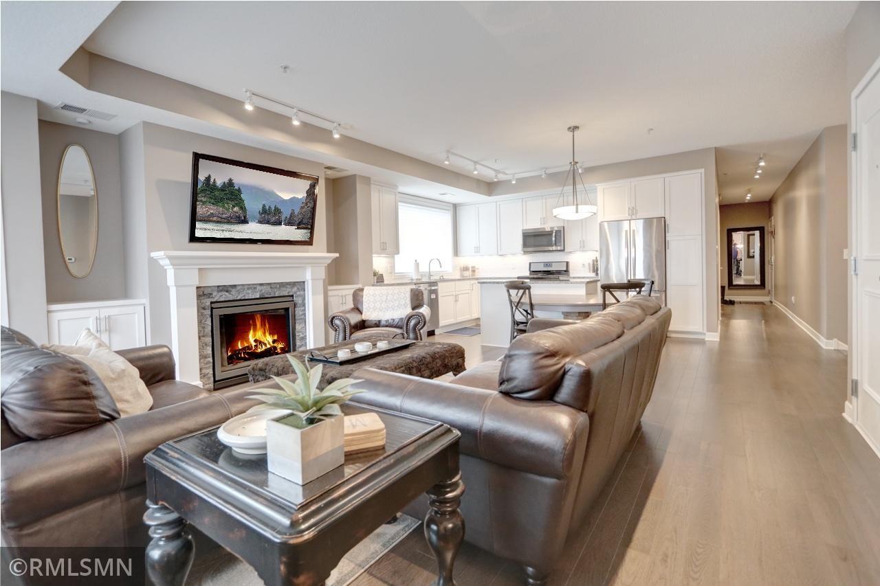Property Photo: 3962 Wooddale Avenue S 101E MN 55416