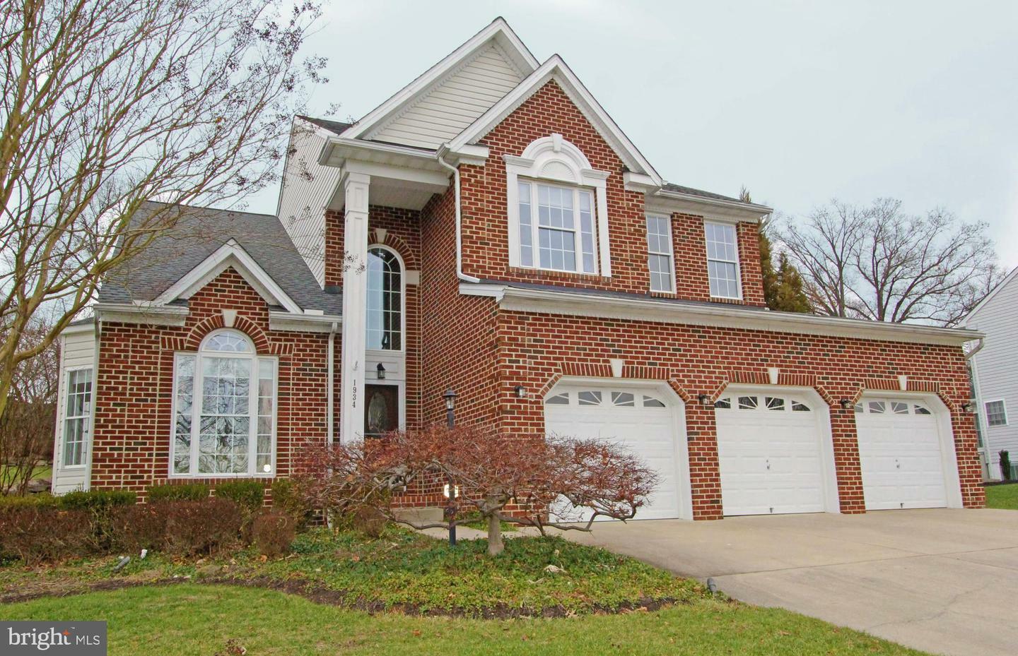 Property Photo: 1934 Medallion Court MD 21050