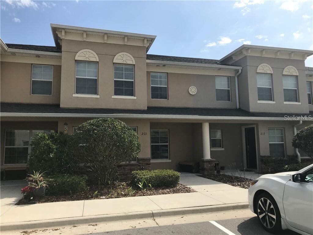 Property Photo: 213 Carina Circle FL 32773