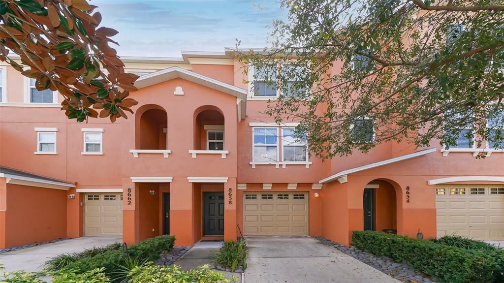 Property Photo:  8658 Majestic Elm Court  FL 34202 