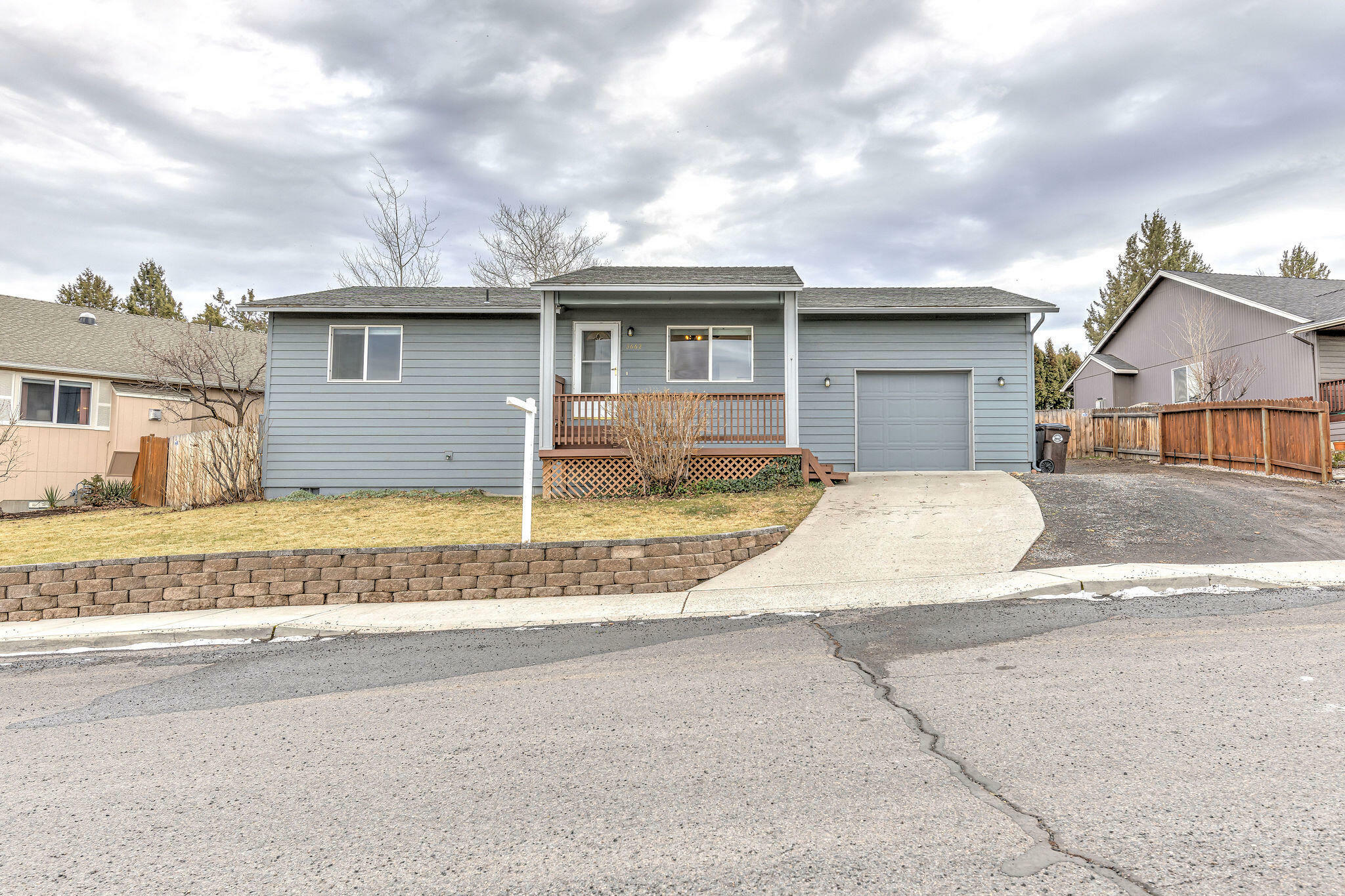 Property Photo:  3662 SW Reindeer Avenue  OR 97756 