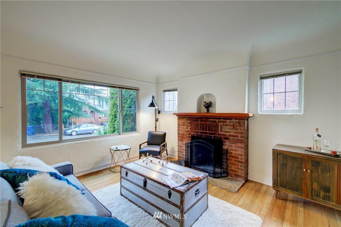 Property Photo: 6332 34th Avenue SW WA 98126
