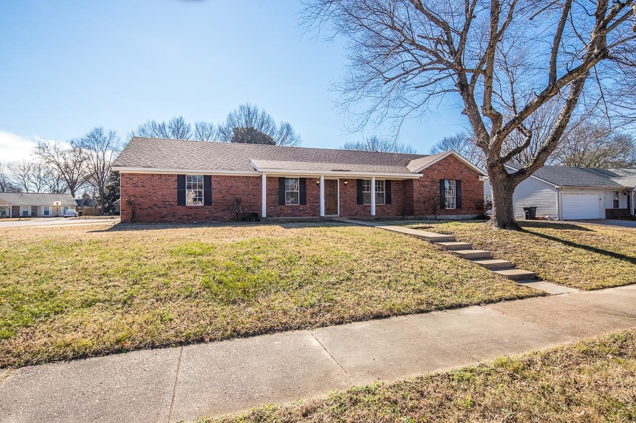 6541 Deermont Dr  Bartlett TN 38134 photo