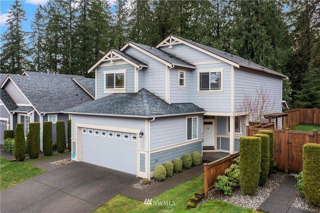 Property Photo:  4701 Helena Avenue SE  WA 98503 