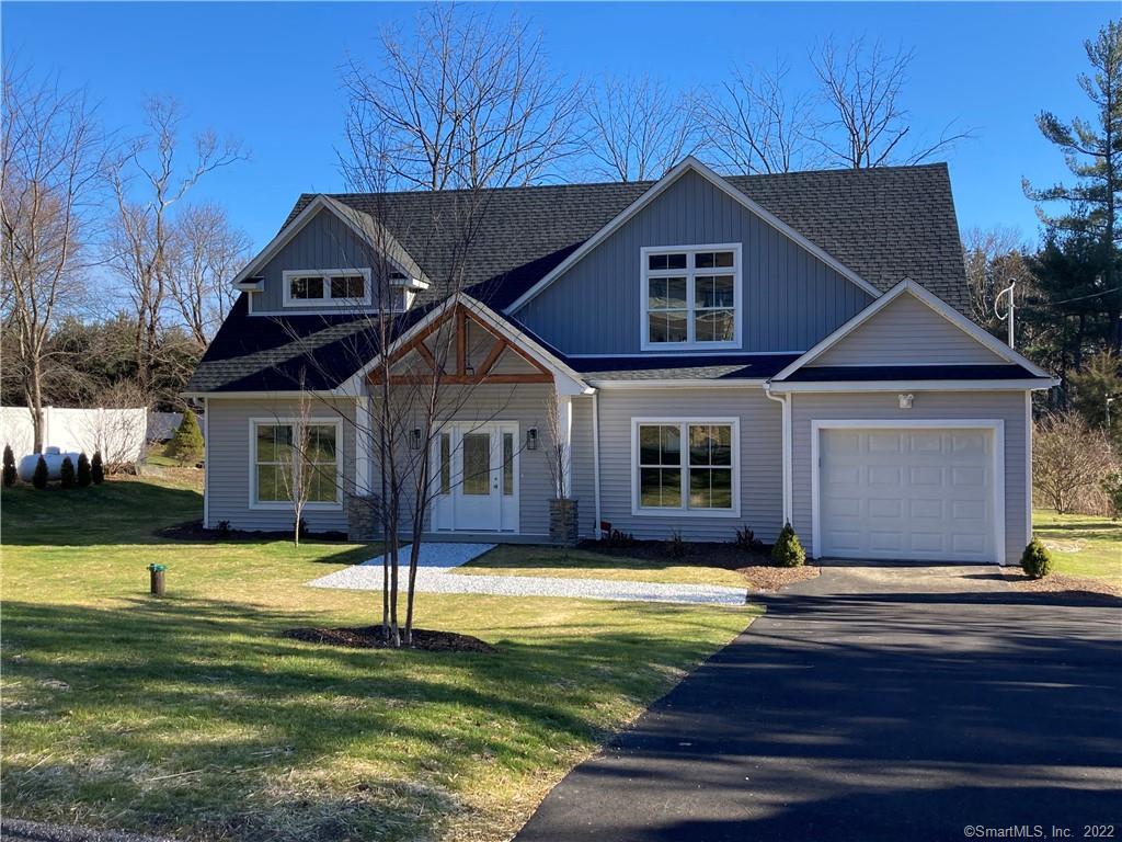 Property Photo: 12 Meadowview Terrace CT 06468