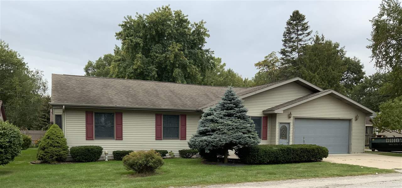 Property Photo:  45 Pine Ridge  MI 48706 