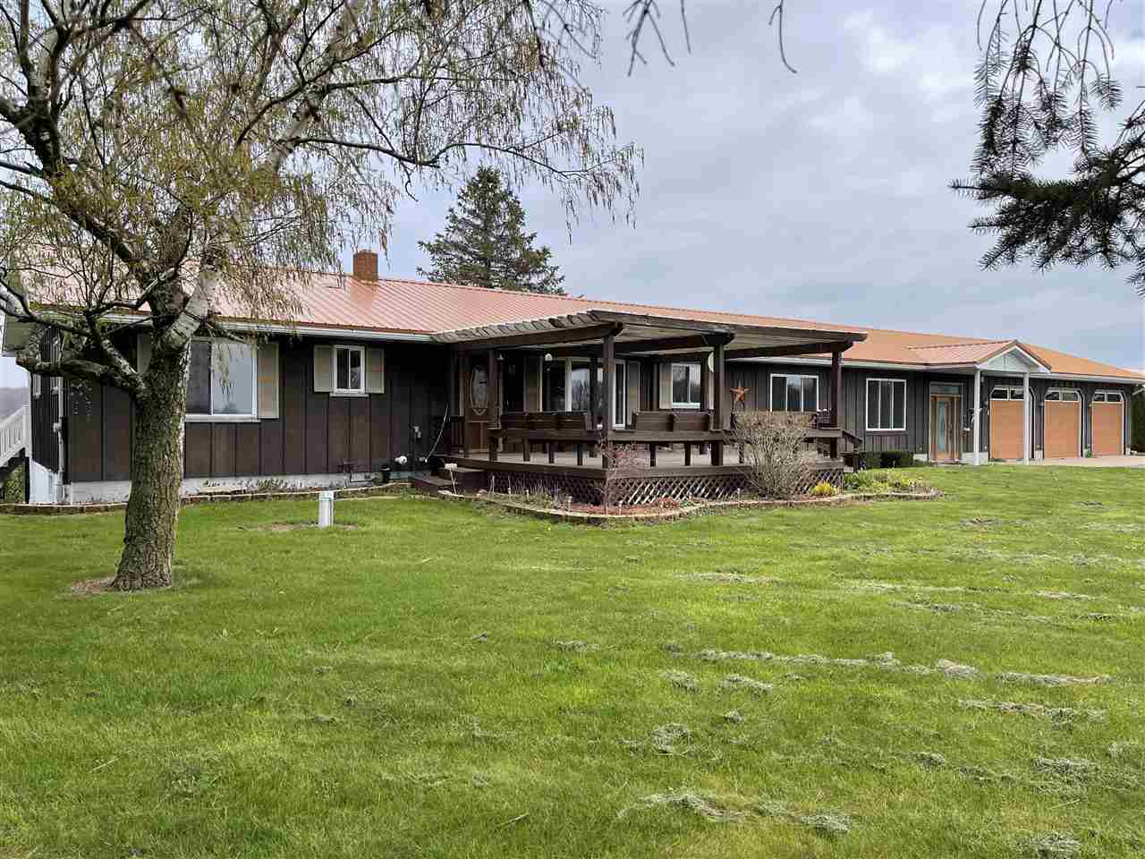 Property Photo:  7855 E Pere Marquette Rd  MI 48617 