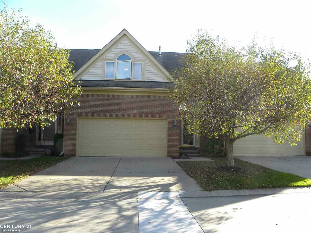 Property Photo:  4128 April Lane  MI 48310 